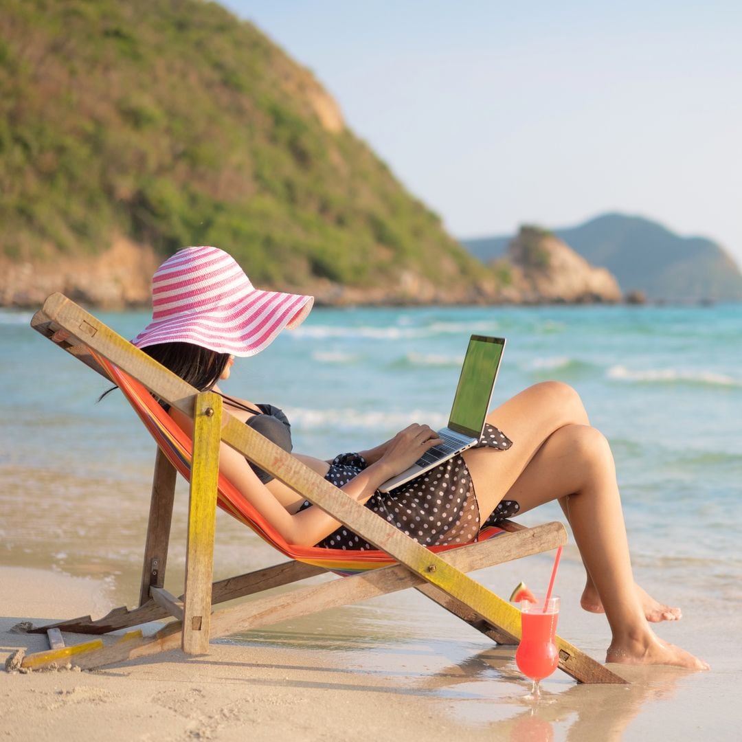 Los empleos más originales que puedes conseguir este verano en España, según InfoJobs