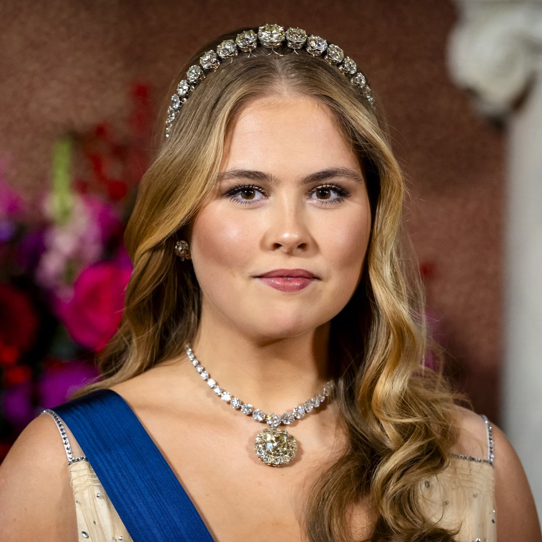 La princesa Amalia da un paso más como futura Reina con joyas llenas de historia