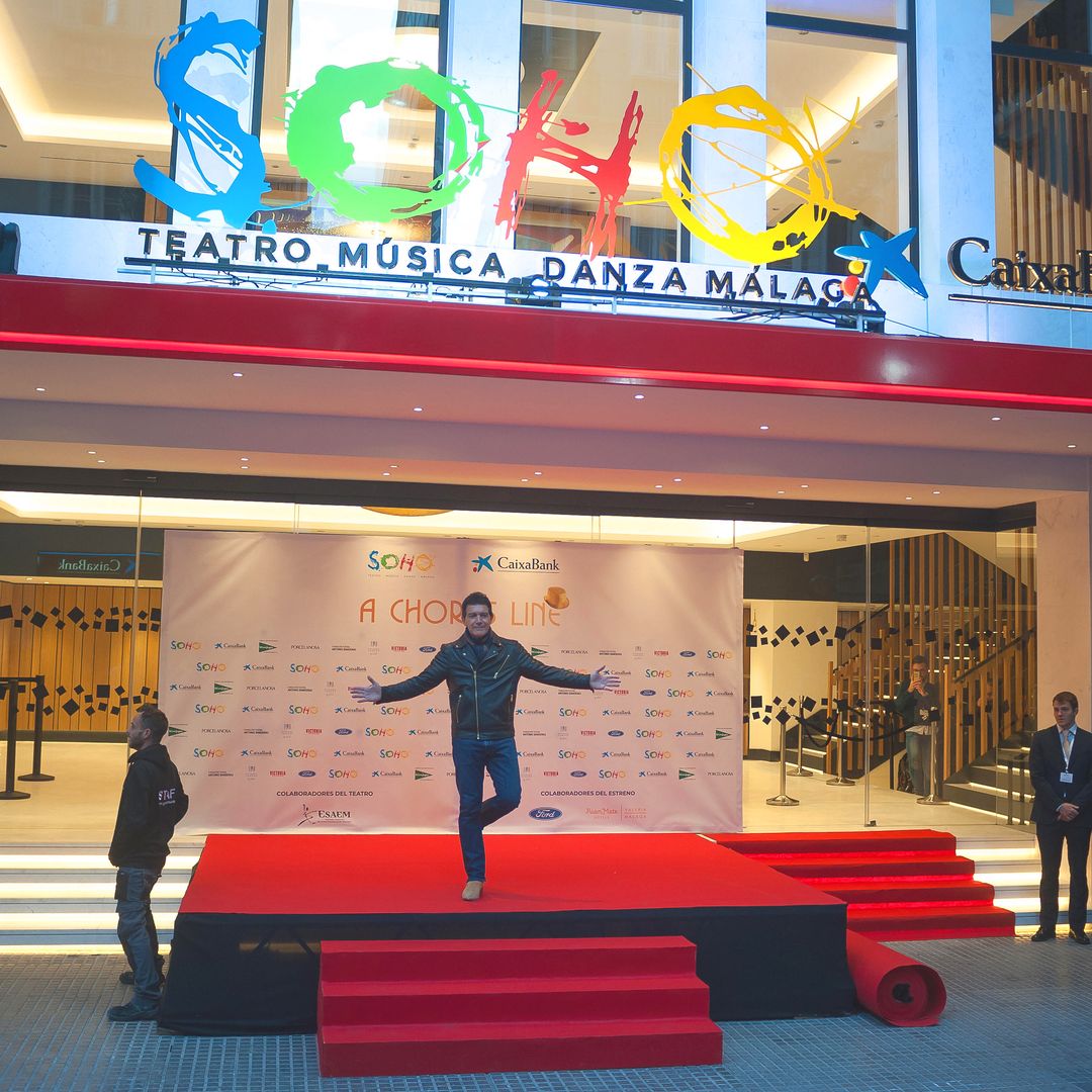 Antonio Banderas en la puerta del teatro Soho Caixabank, Málaga