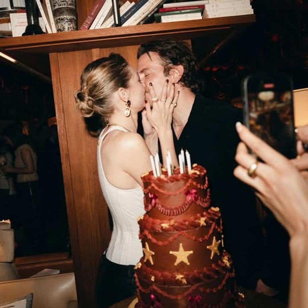 El beso más apasionado de Gigi Hadid y Bradley Cooper que confirma su romance: el anillo en su dedo y los rumores que crecen 