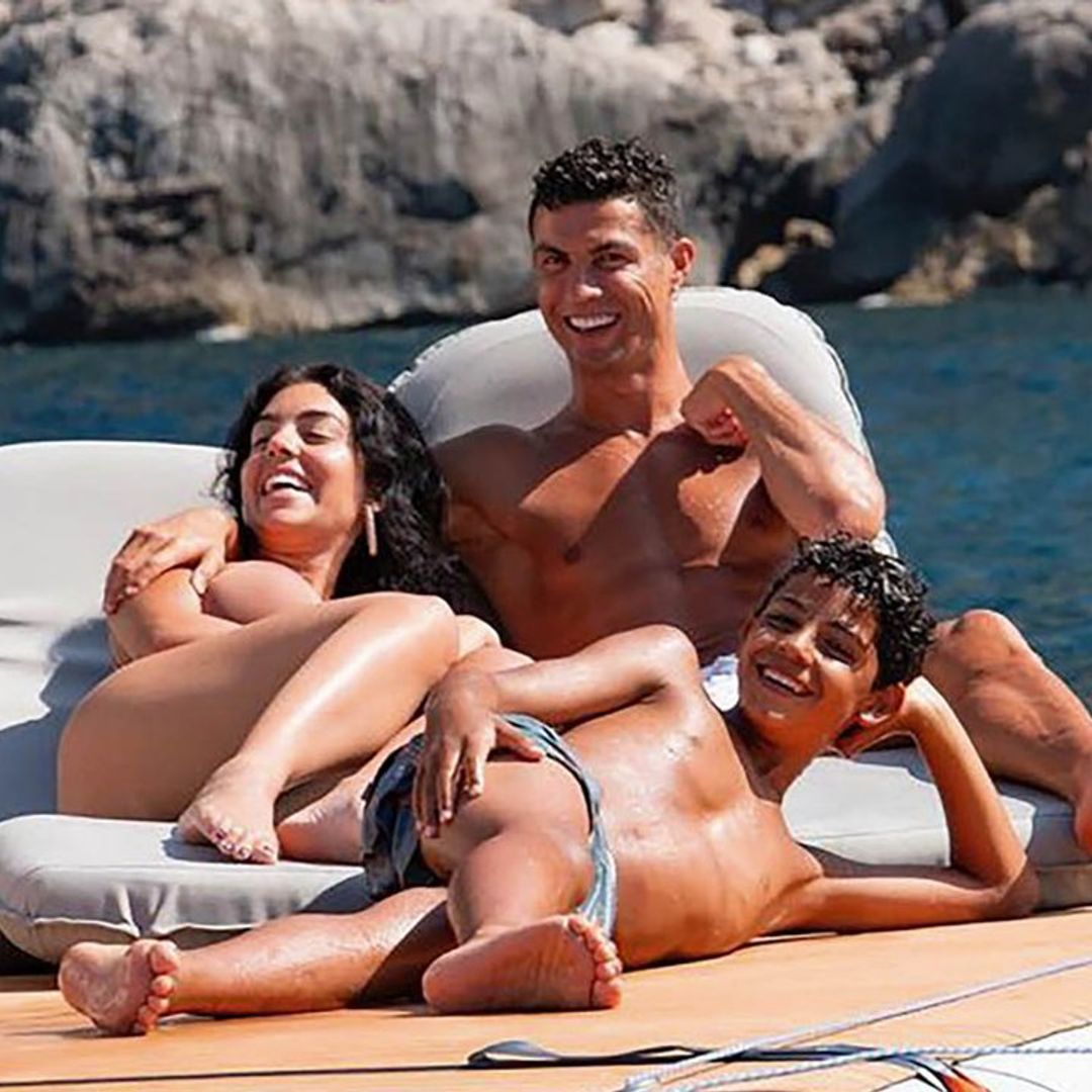 Cristiano y Georgina vuelven a España con su familia, a bordo de su superyate