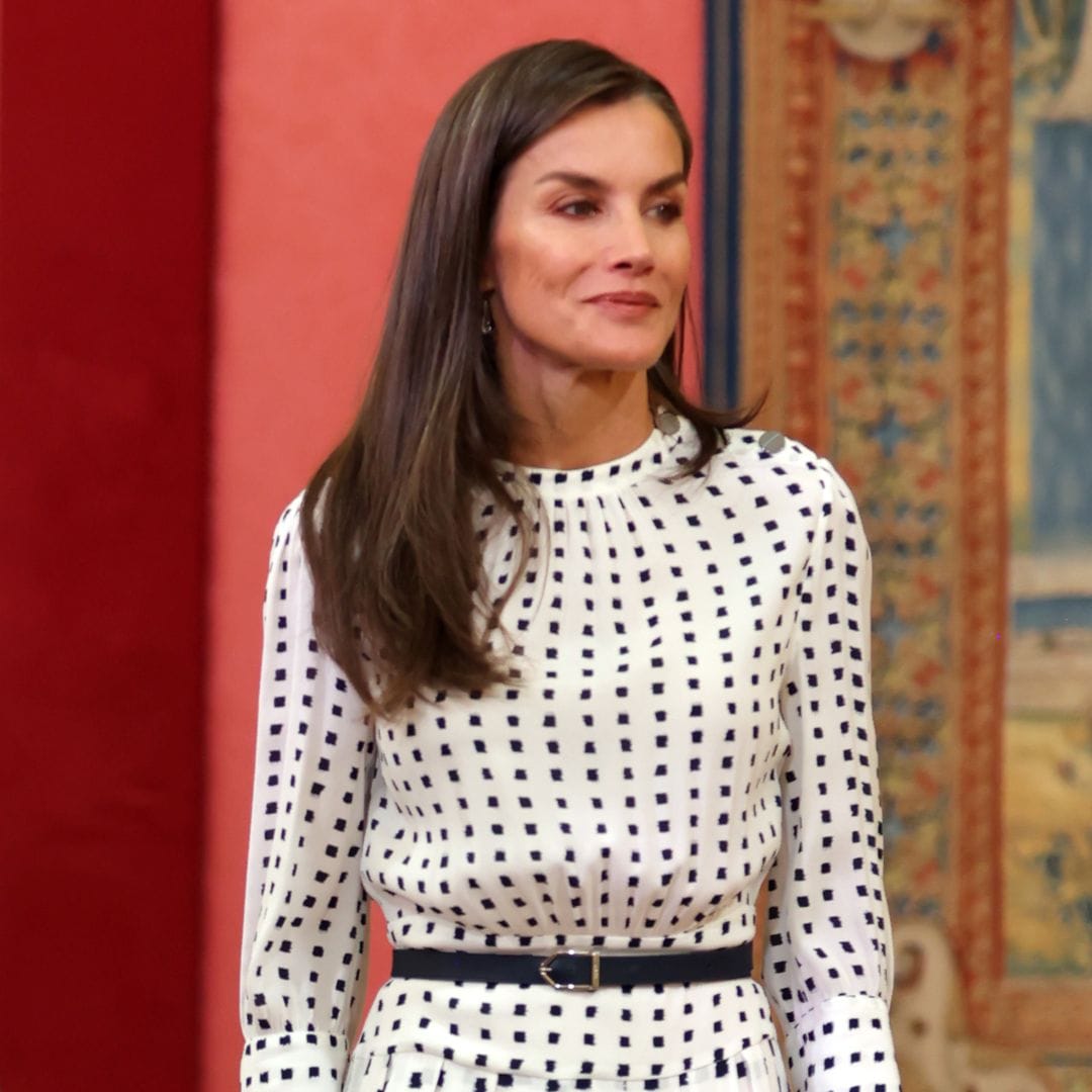 La reina Letizia reafirma su compromiso con la moda nacional: 3 vestidos españoles, en 3 días