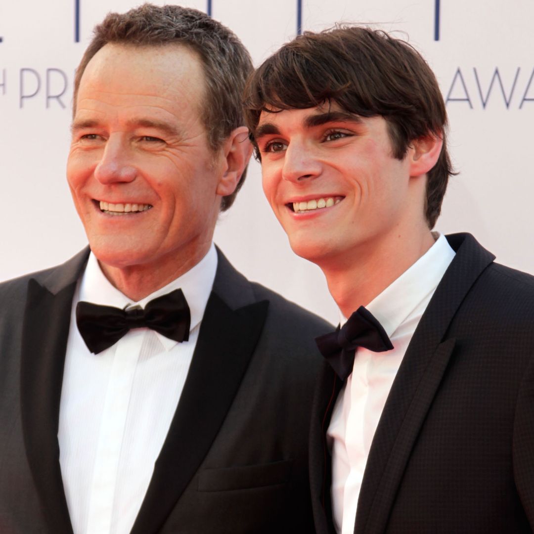 Al borde del llanto, Bryan Cranston recuerda a RJ Mitte, su hijo en 'Breaking Bad'