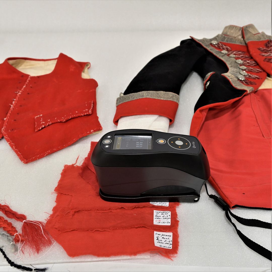 Espectrofotómetro Real Fábrica de Tapices de Madrid