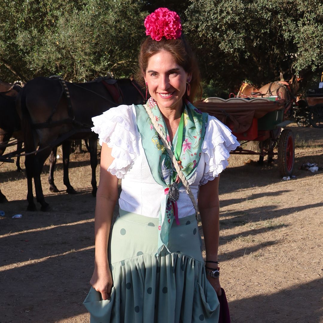Los mejores looks de El Rocío 2026: del vestido heredado de Alba Díaz a las zapatillas rosas de Lourdes Montes