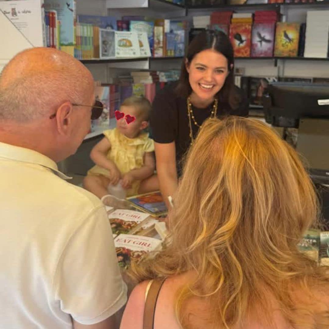 Isabelle Junot debuta como escritora en la Feria del Libro con una invitada muy especial: su hija Phillippa