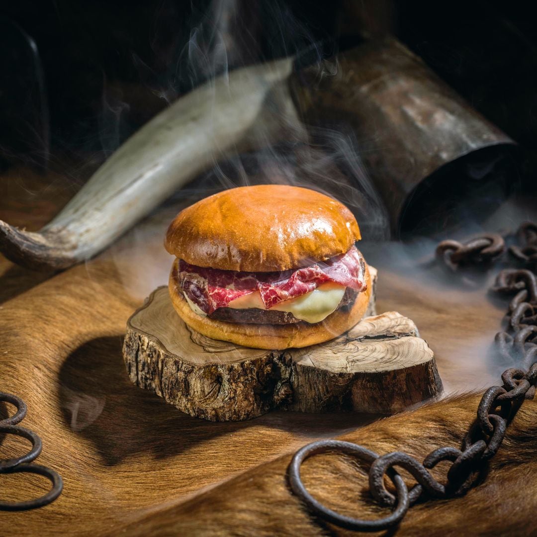 Hamburguesa gourmet 'El Capricho' de JUANCHO’S BBQ Madrid