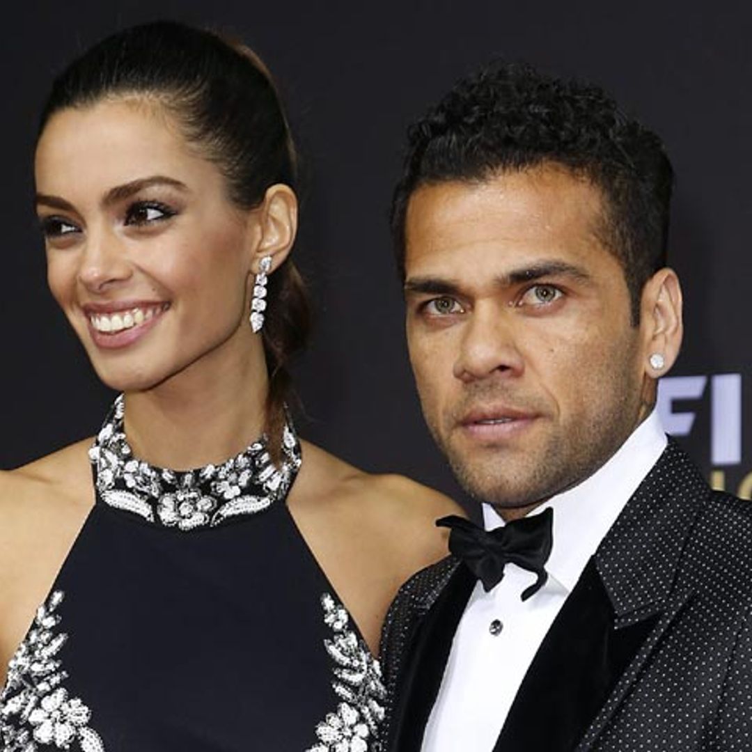 En ¡HOLA!, Dani Alves y Joana Sanz se han casado en secreto en París