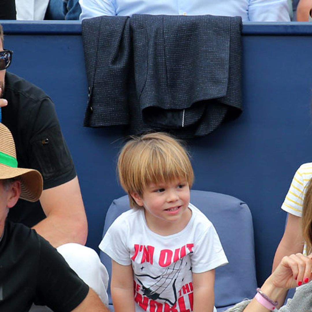 Gerard Piqué, todo un padrazo con Milan y Sasha en el tenis