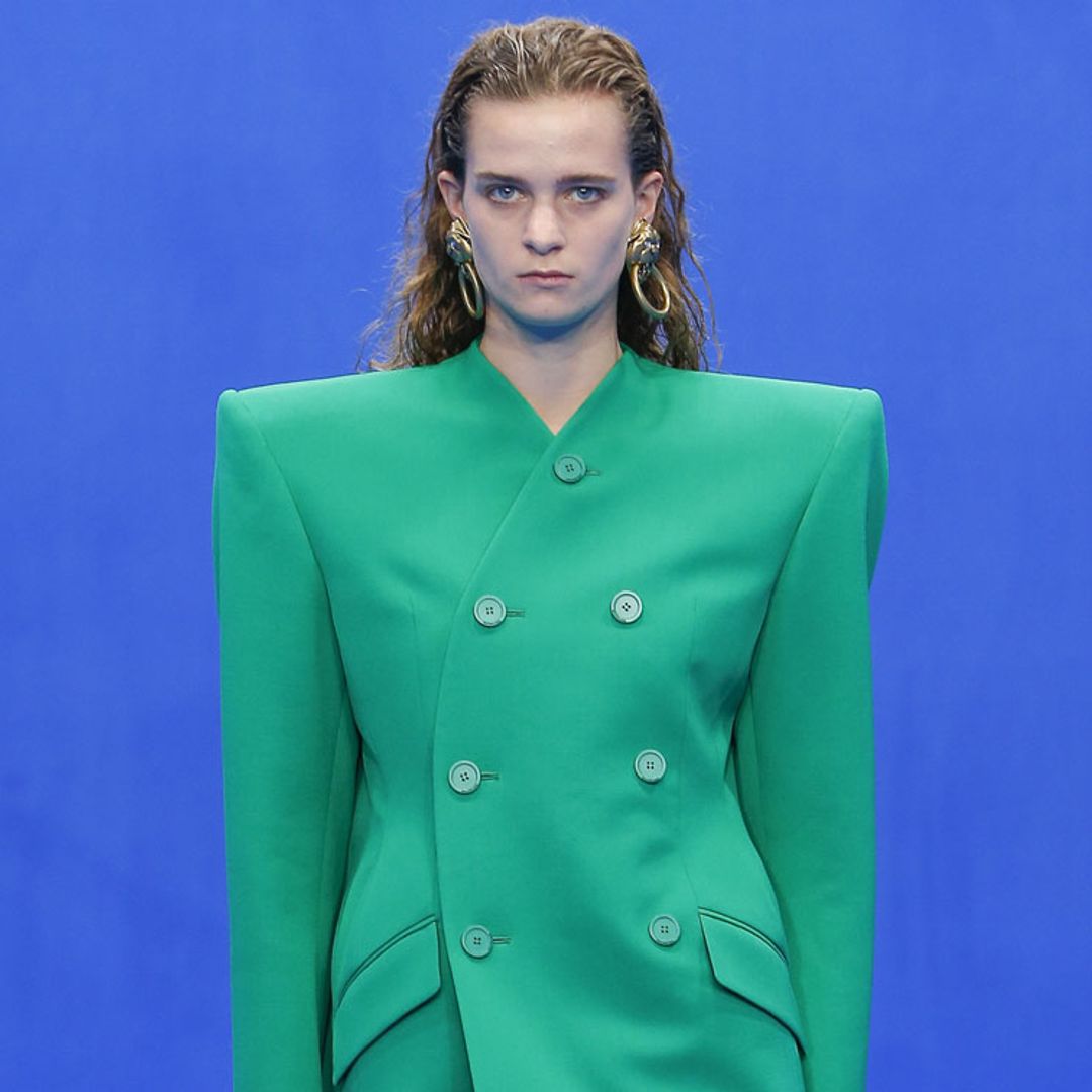 balenciaga looks1t