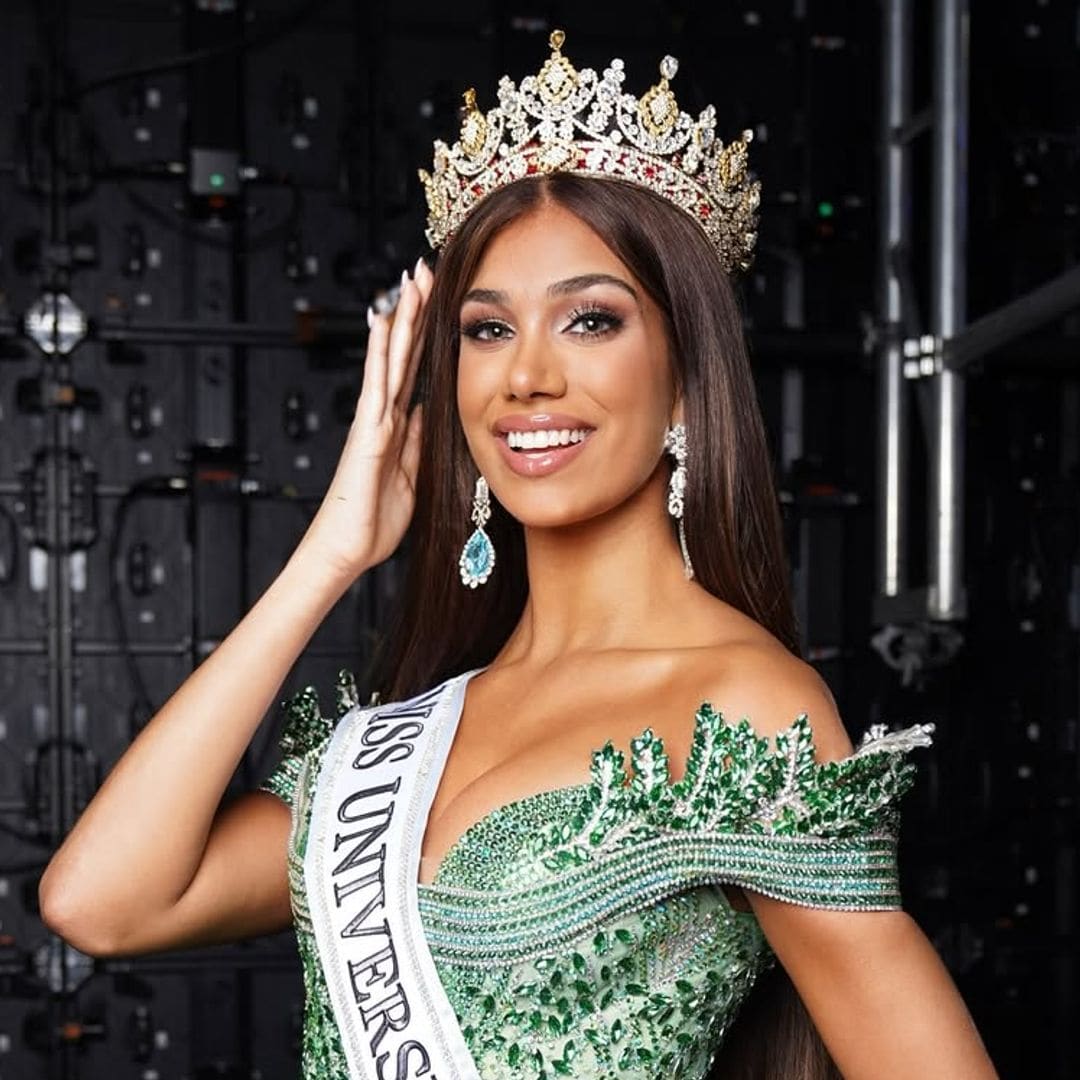 Lina Luaces, la hija de Lili Estefan, es coronada como Miss Universe Cuba 2025