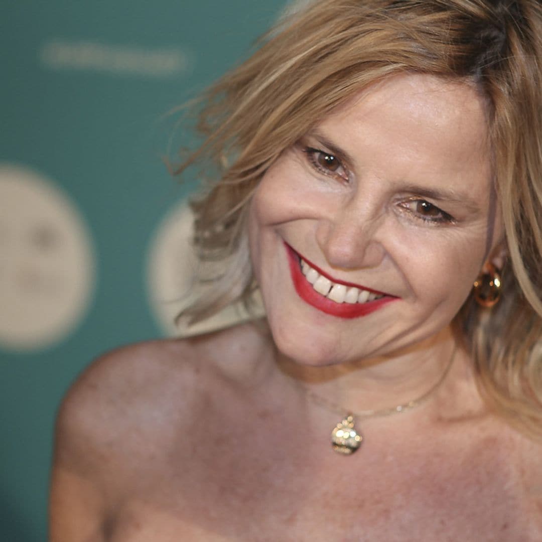 Eugenia Martínez de Irujo hace un divertido guiño a su madre con esta portada de ¡HOLA!