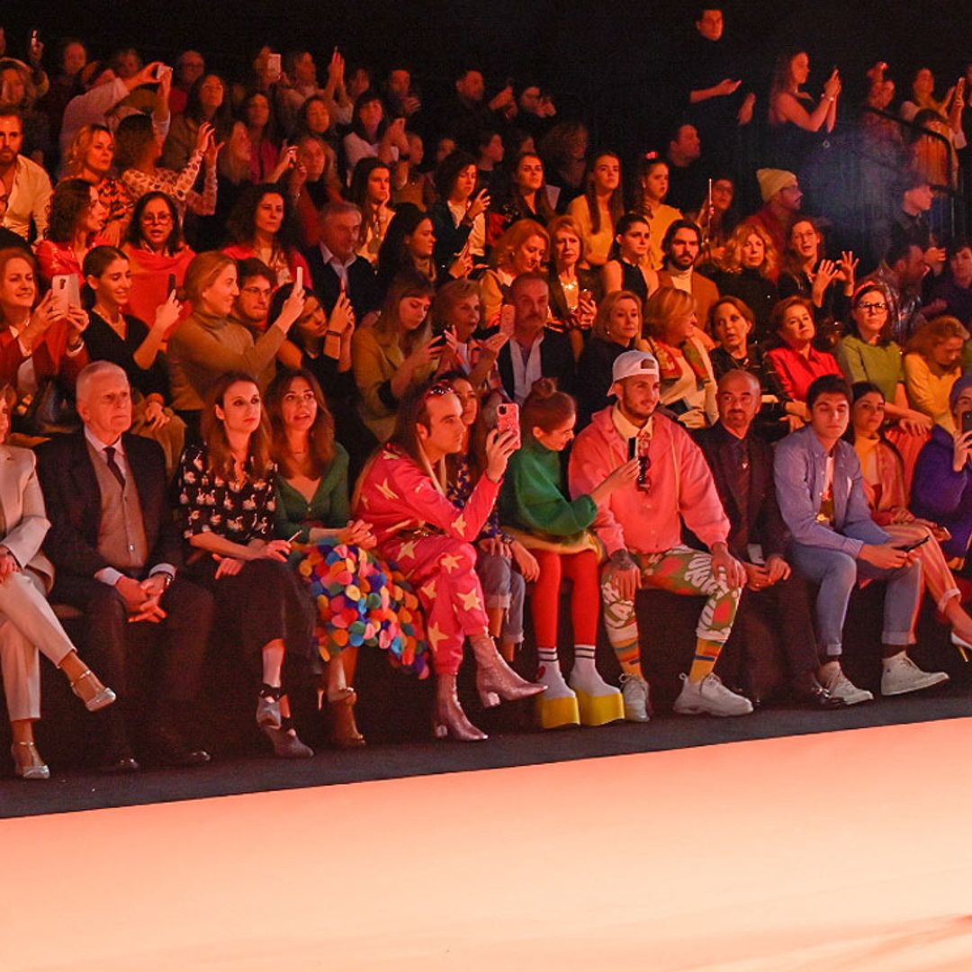 Alejandra Rubio se sube a la pasarela de la mano de Agatha Ruiz de la Prada
