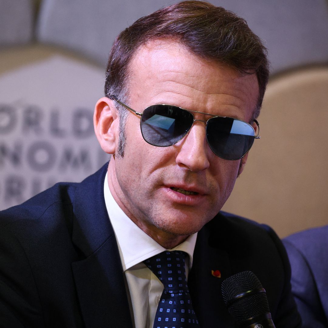 ¿Por qué Emmanuel Macron apareció en Davos con gafas de sol?