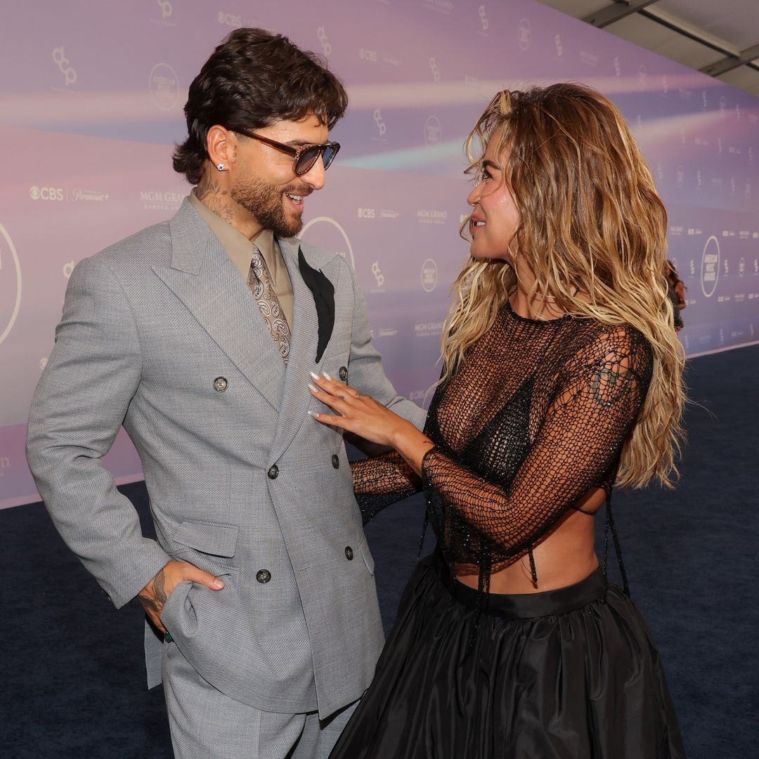 Maluma y Karol G: así fue su especial reencuentro en los American Music Awards 2026