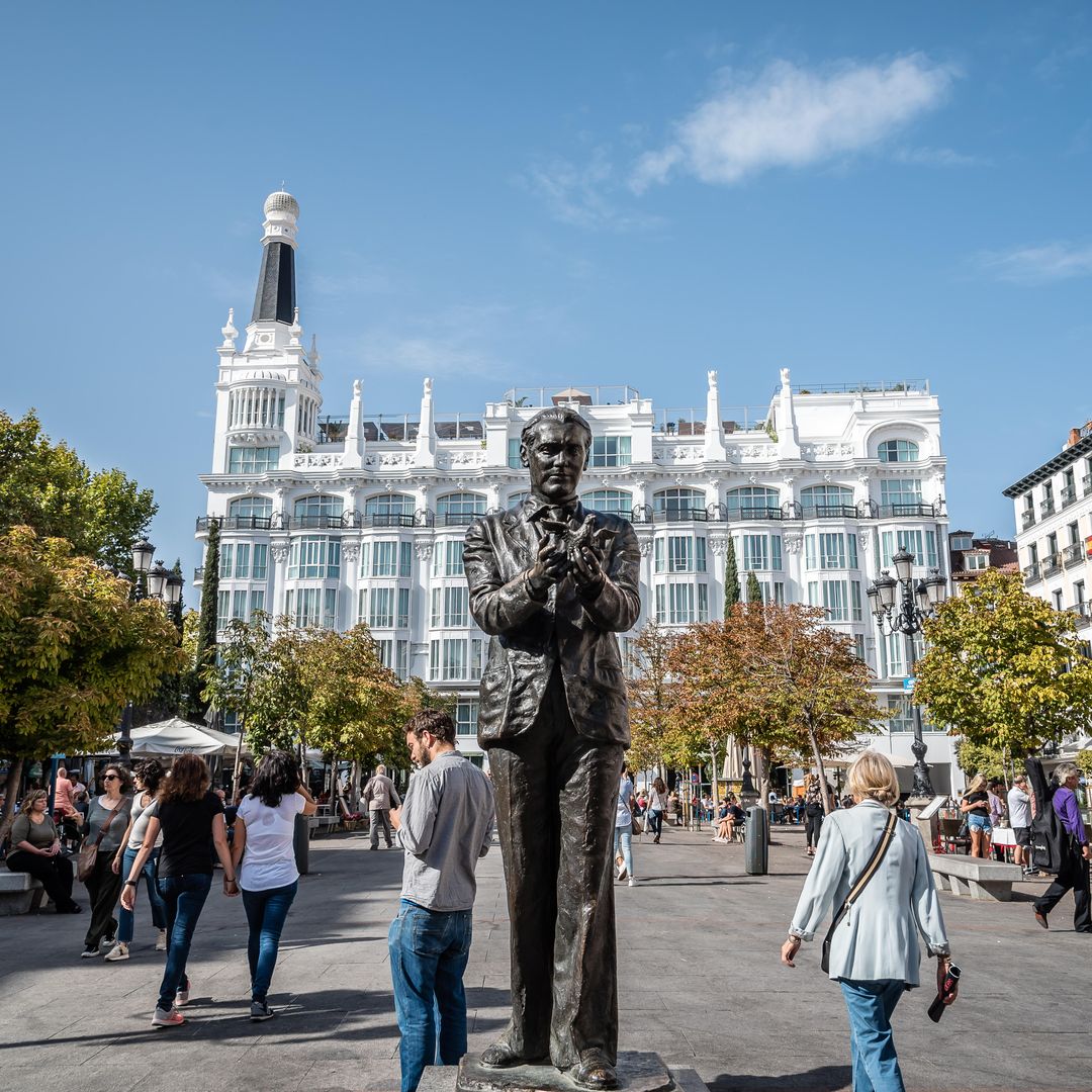 Plaza Santa Ana, Barrio de las Letras, Madrid