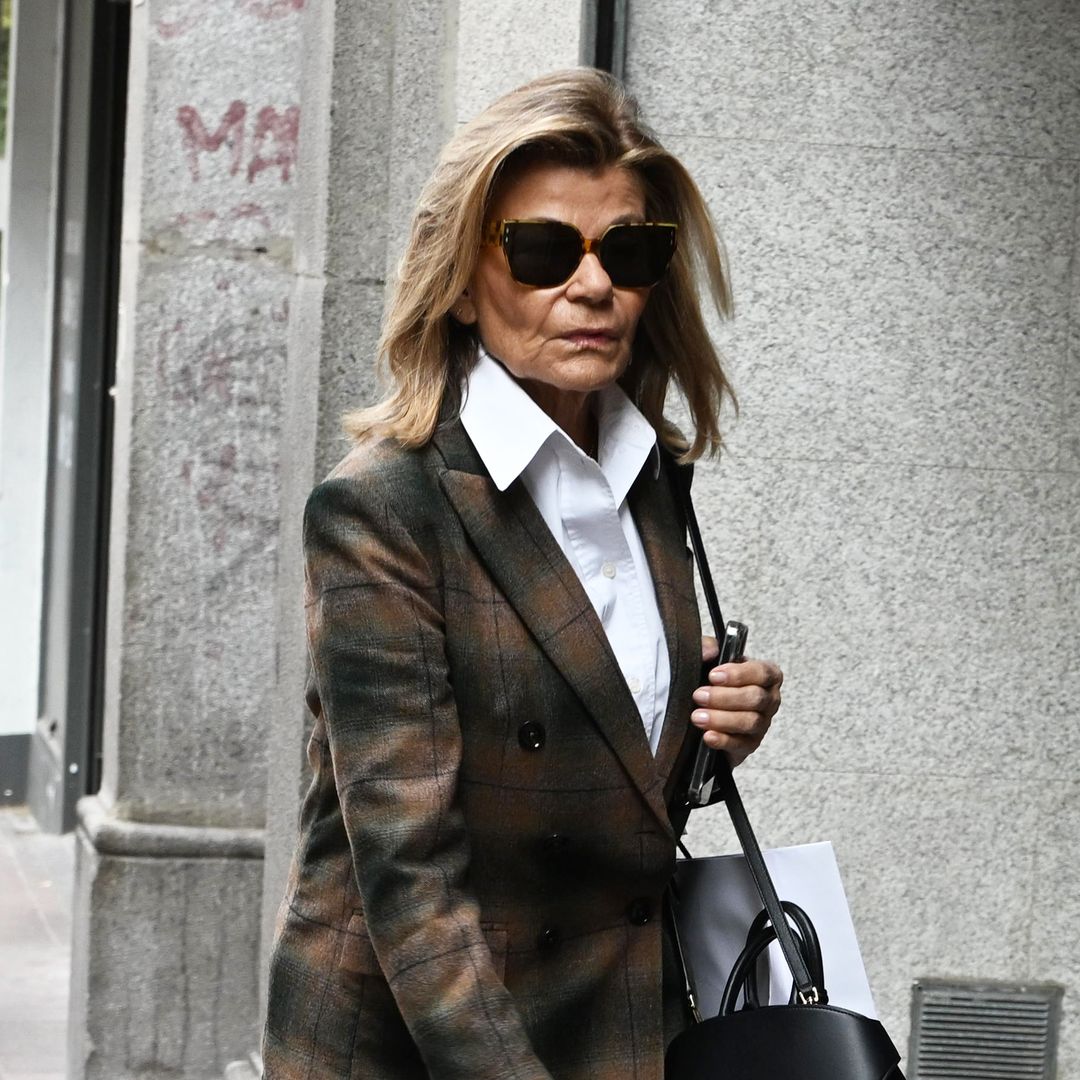 Cari Lapique vuelve al trabajo ante el orgullo de su hija Carla Goyanes y arropada por amigas como Ana Rosa Quintana