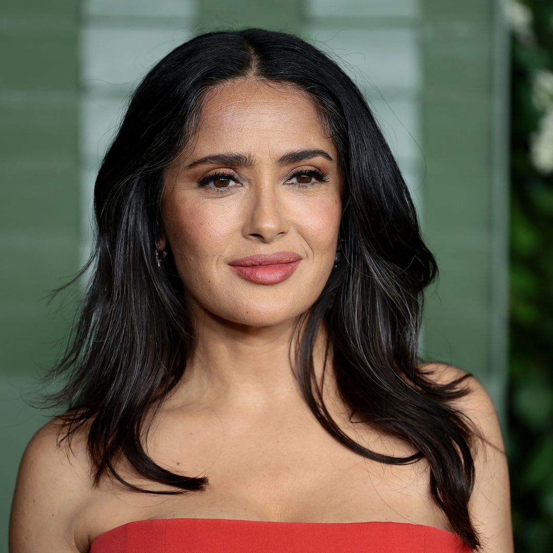 Caldo de huesos: El secreto 'wellness' de celebridades como Salma Hayek y Gwyneth Paltrow