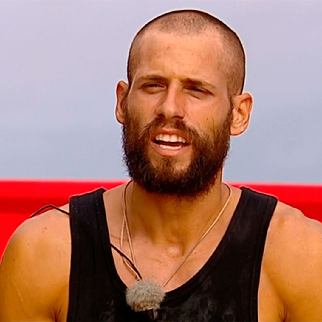 Albert tranquiliza a su familia tras vivir el mayor susto de su estancia en 'Supervivientes'