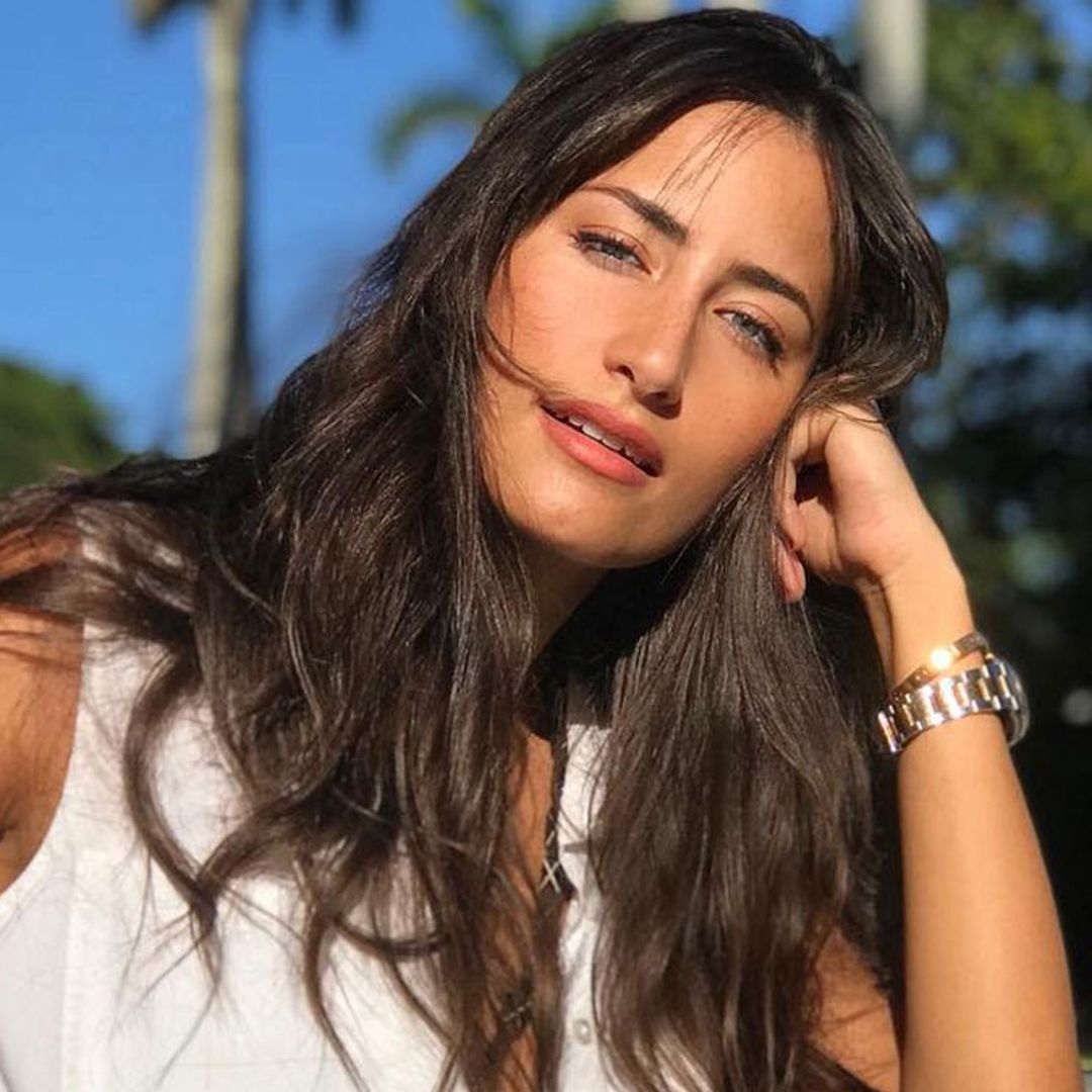 El estilo de Rachel Valdés por su cumpleaños: prendas con truco y guiños a las supermodelos