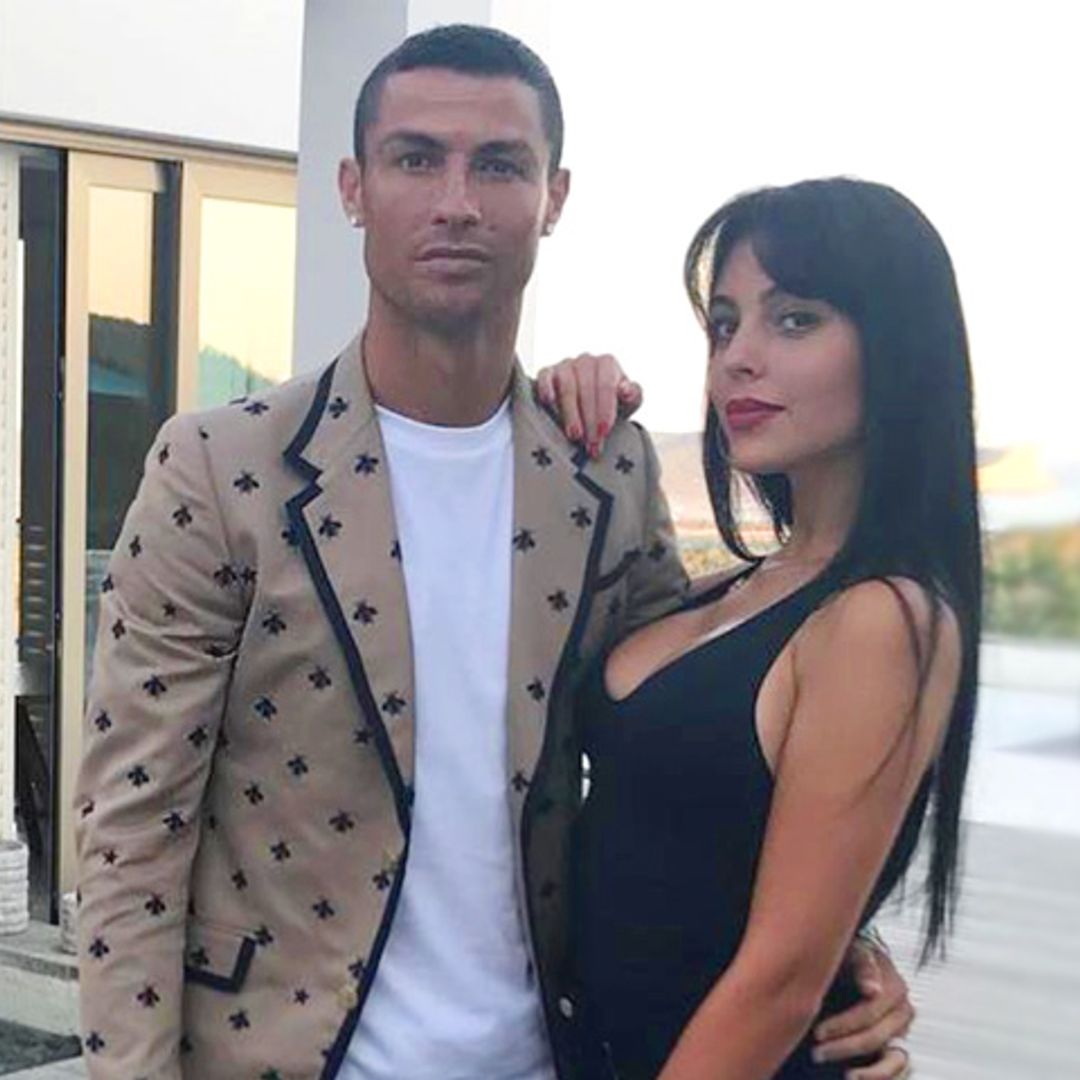 Cristiano Ronaldo y Georgina presumen de 'cuerpazos' al sol