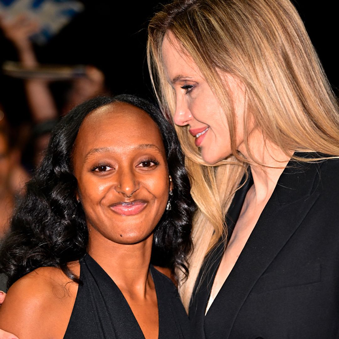 La simbólica imagen de Angelina Jolie y Zahara, 10 años después del final de 'Brangelina'