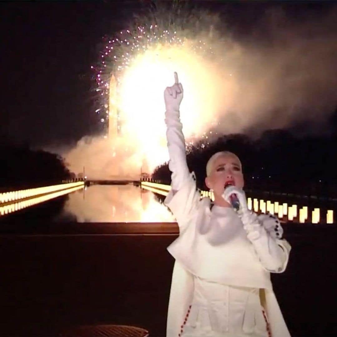 La espectacular actuación de Katy Perry con fuegos artificiales pone el broche de oro a la investidura de Joe Biden