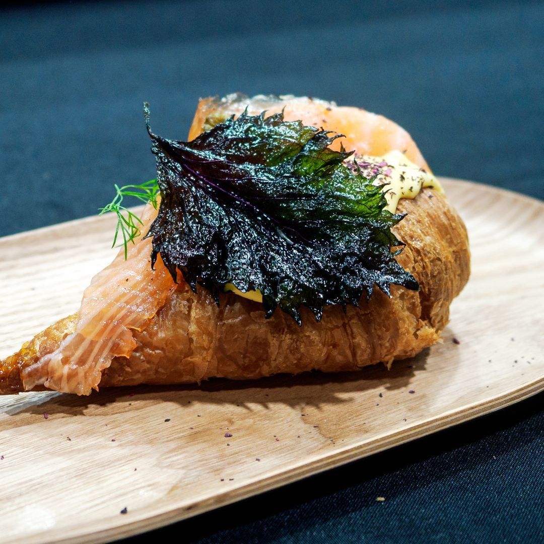 En forma de cono y con sabor a salmón: la receta más original para celebrar el ‘Día del croissant’