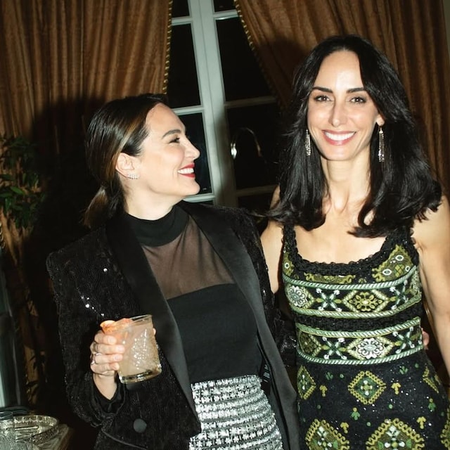 Tamara Falcó y Amparo Corsini con looks de lentejuelas en Nochevieja