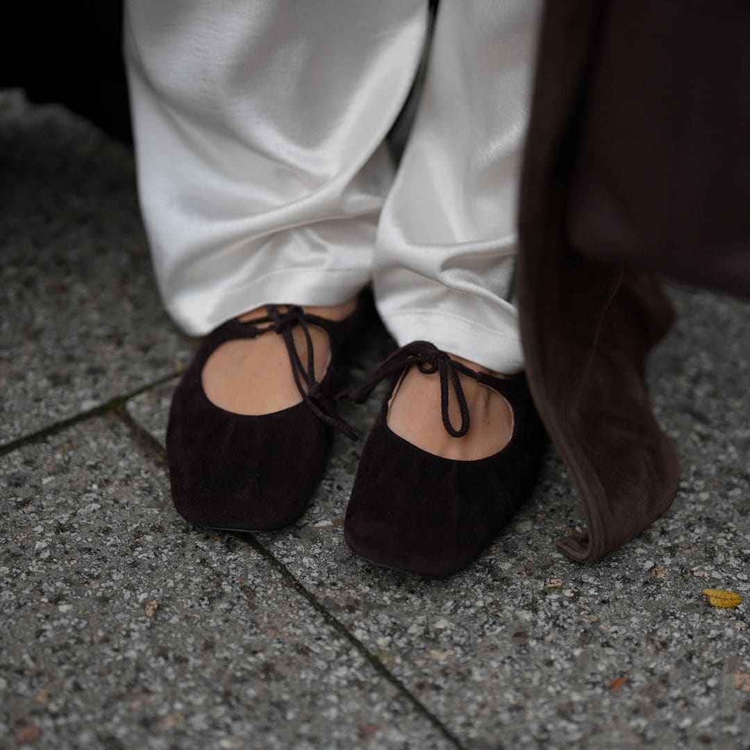 5 zapatos cómodos de las rebajas de Zara que combinan con pantalón de traje y son perfectos para la oficina
