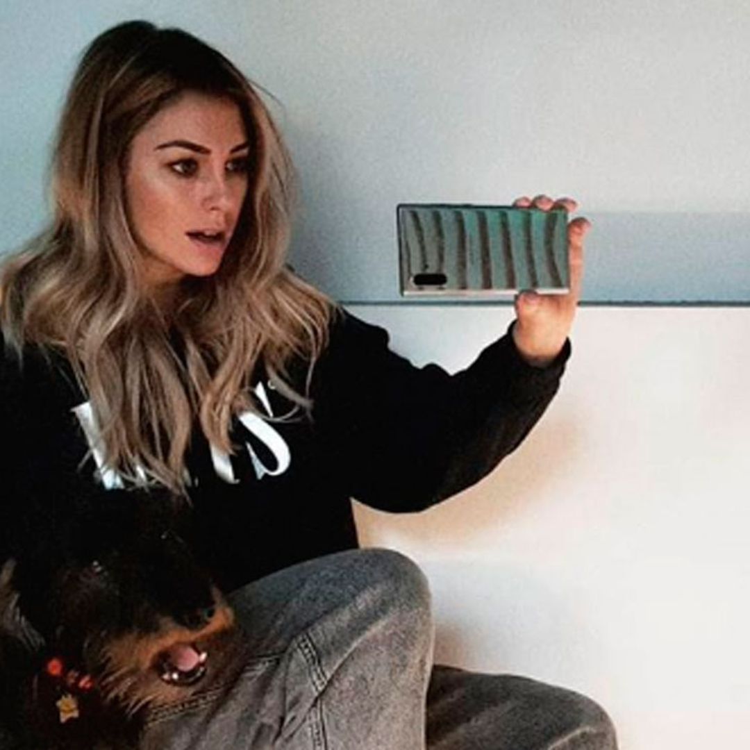 Blanca Suárez vive una divertida 'película de terror' en casa protagonizada por su perro, Pistacho