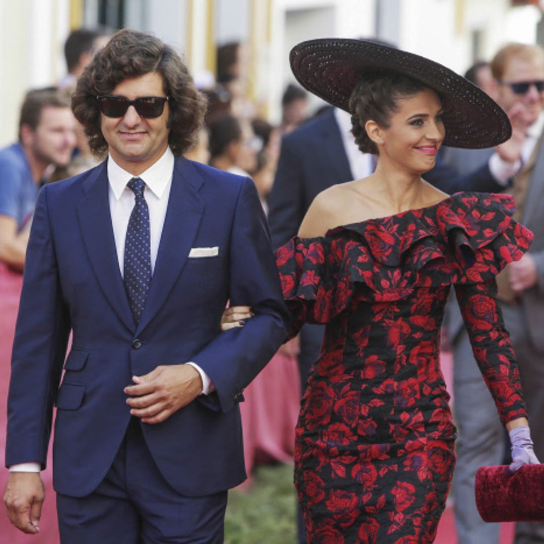 Morante de la Puebla y Elisabeth Garrido en la boda de Diego Ventura y Rocío Pérez, celebrada el 29 de octubre de 2016 en La Puebla del Río, Sevilla 