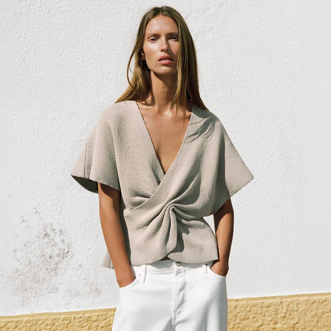 Zara lanza 6 tops drapeados para mujeres de +40 que quieren lucir estilizadas y definir su cintura en todos sus planes este verano