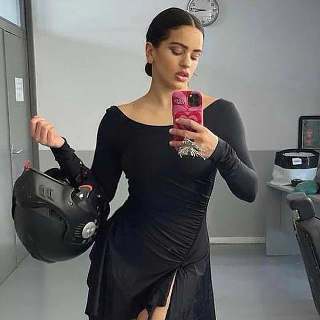 Rosalía apuesta por la moda española: ¿será este look un adelanto del vestuario de su gira?