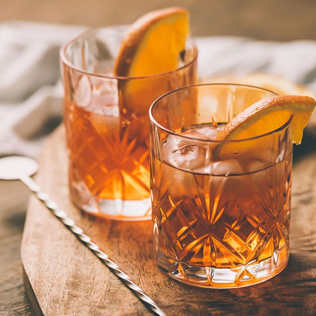 Los 15 imprescindibles que debes tener en tu mueble bar estas Fiestas
