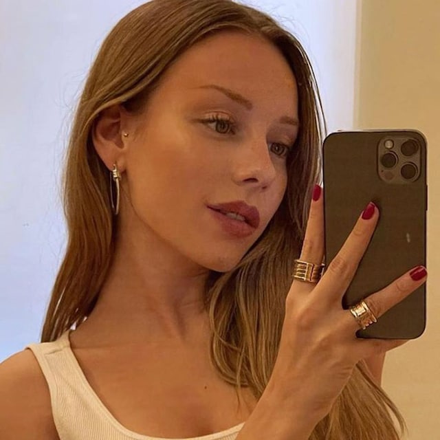 ester exposito