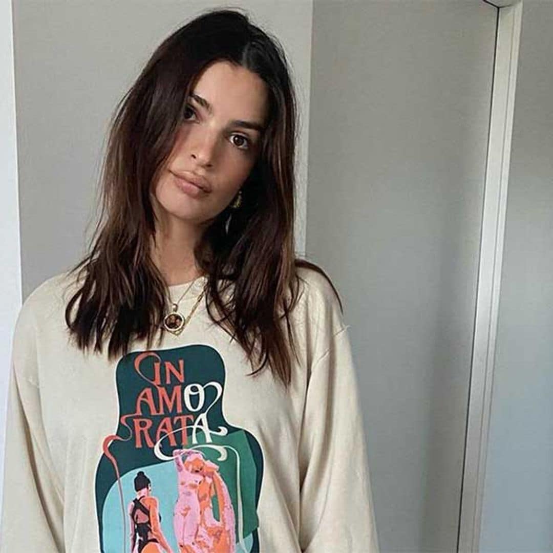 Da una segunda vida a tus 'leggings' de teletrabajo con el truco de estilo de Emily Ratajkowski