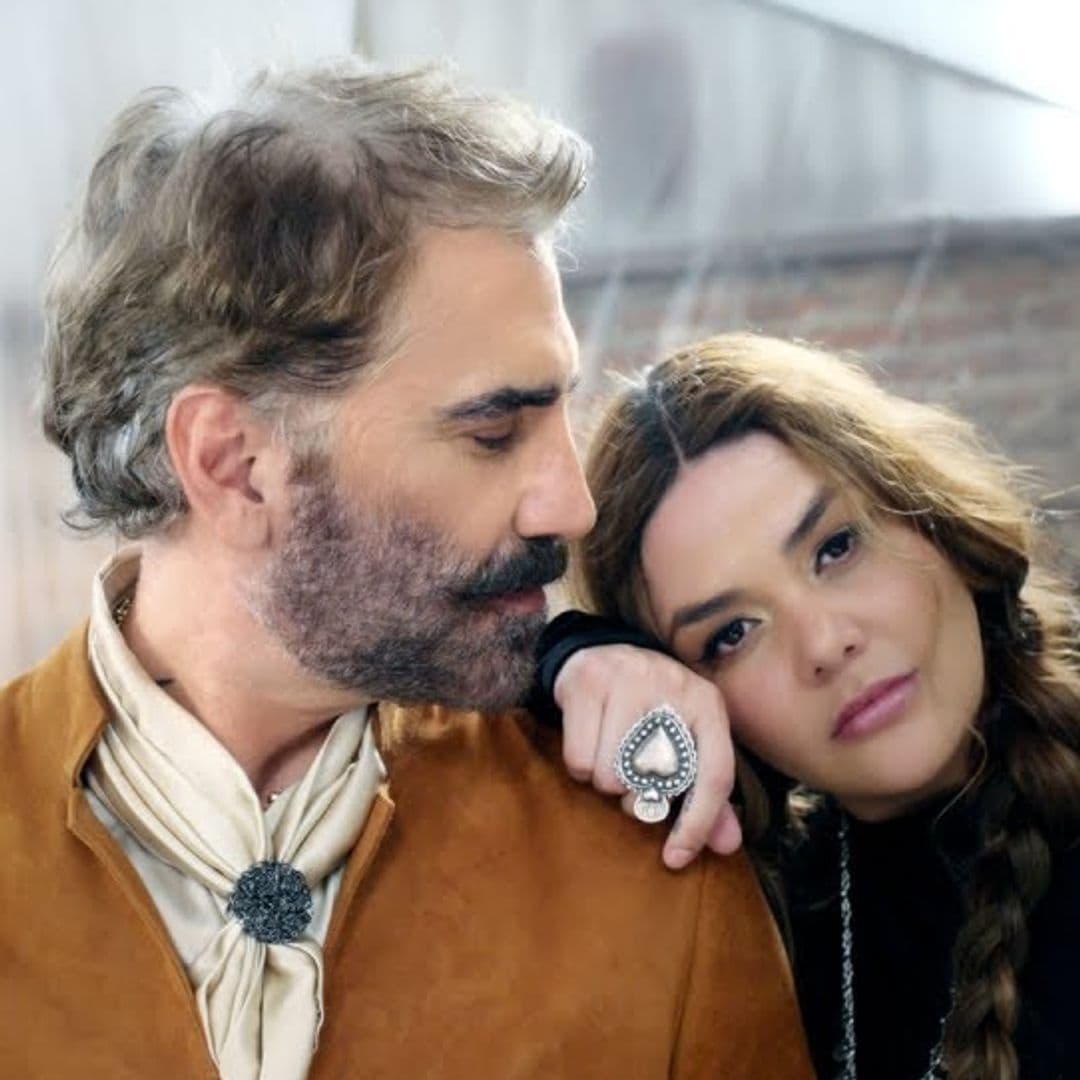 Yuridia relata cómo fue cumplir su sueño de grabar y conocer a Alejandro Fernández