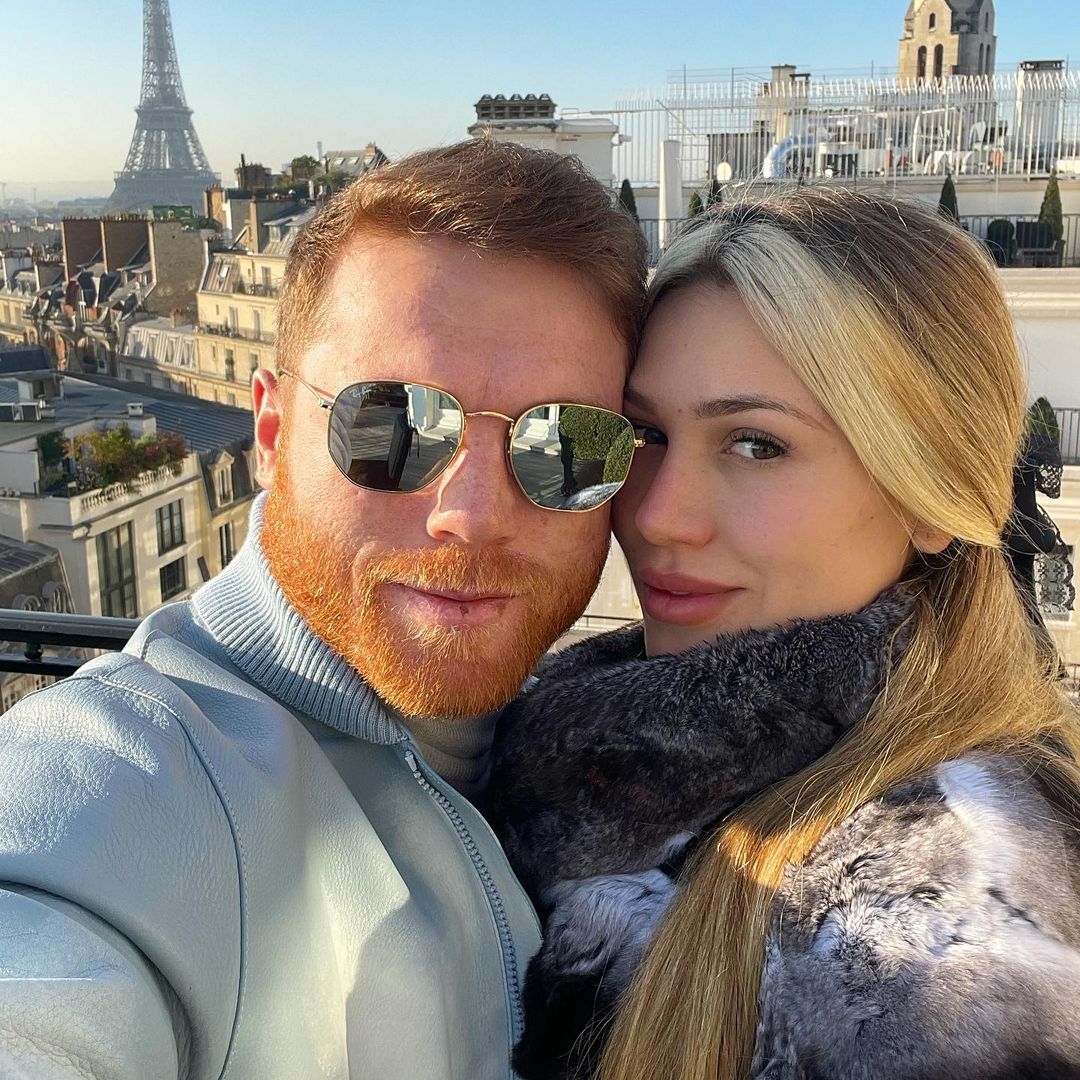 El 'Canelo' consiente a su esposa con romántica sorpresa por su cuarto aniversario de bodas