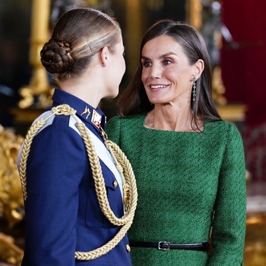 El antes y el después de la reina Letizia en el Día de la Hispanidad: su espectacular evolución desde 2004
