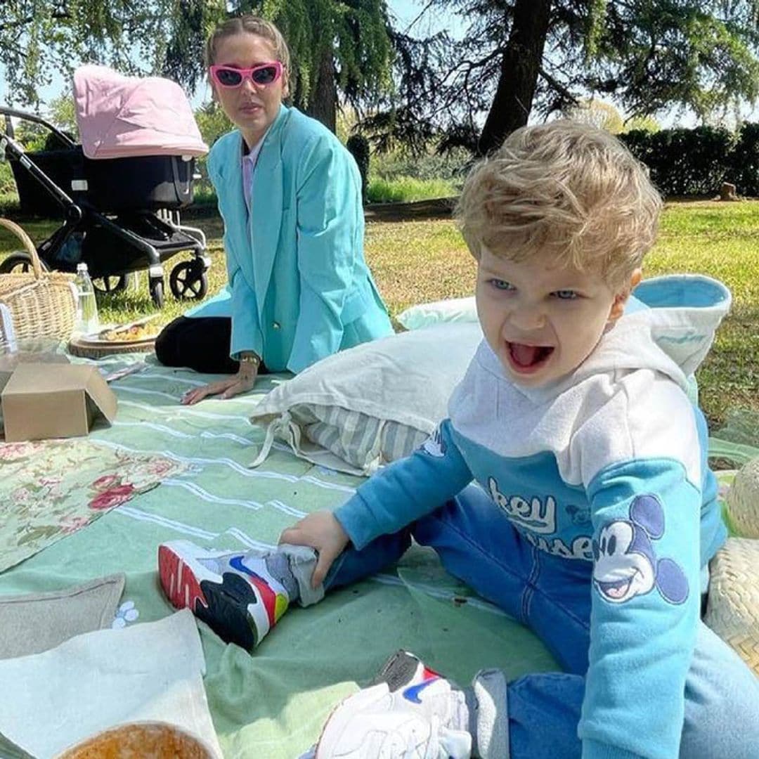 El primer picnic campestre con la familia de Chiara Ferragni al completo