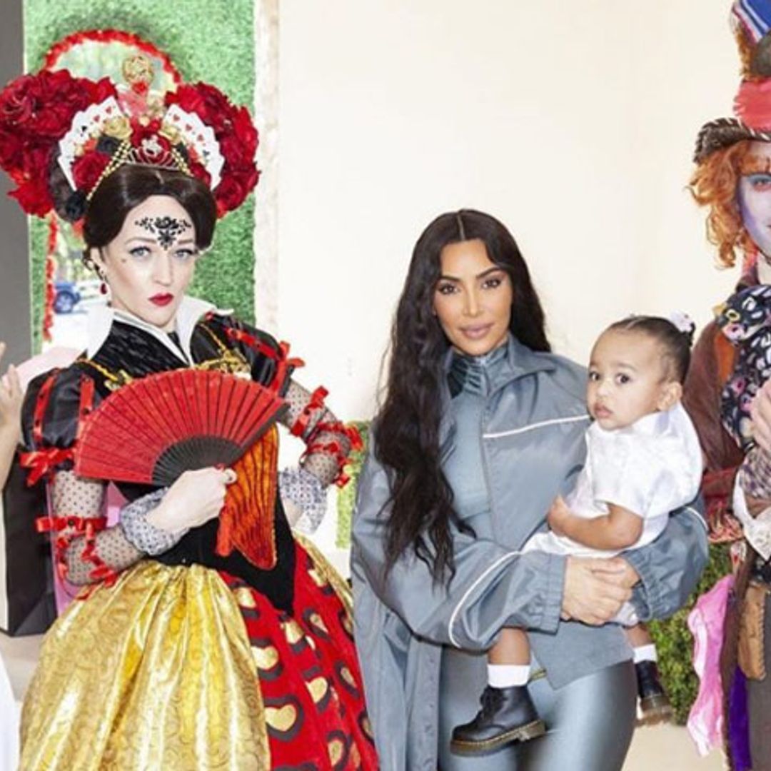 Kim Kardashian celebra el primer cumpleaños de su hija Chicago en el País de las Maravillas