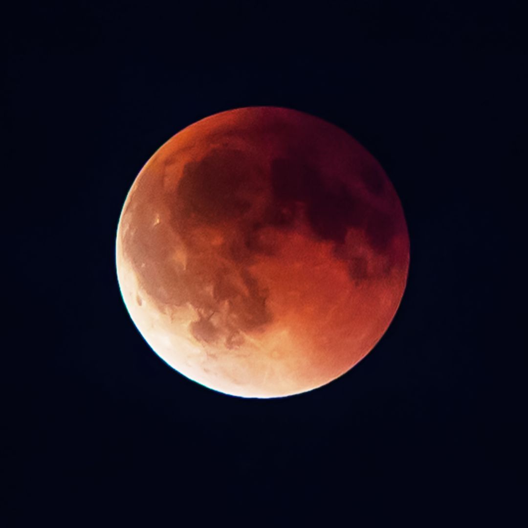Eclipse lunar: cómo aprovechar este portal para cerrar ciclos