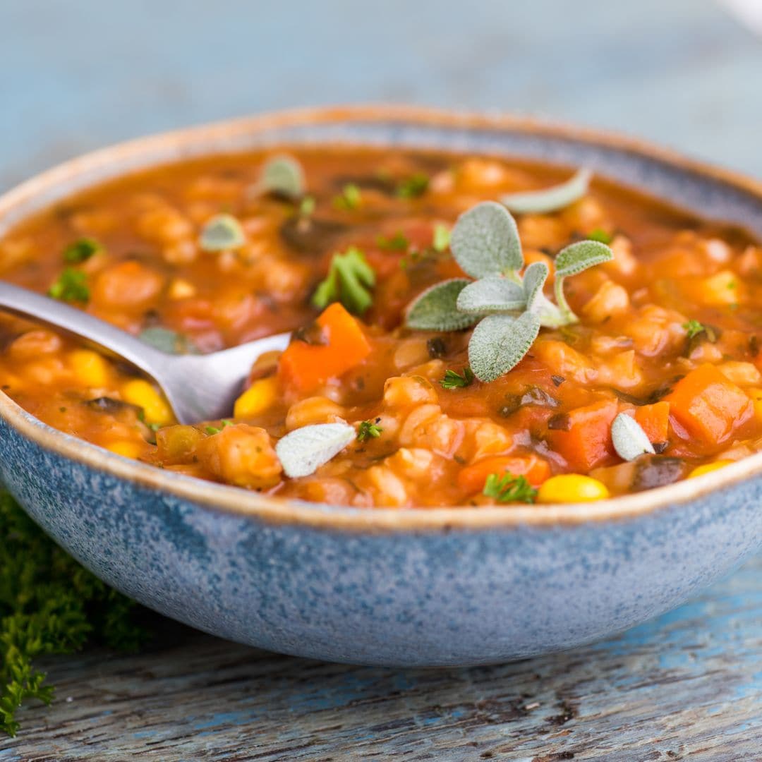 Recetas de potajes y fabadas como los que hacían nuestras abuelas: cocina, memoria y tradición