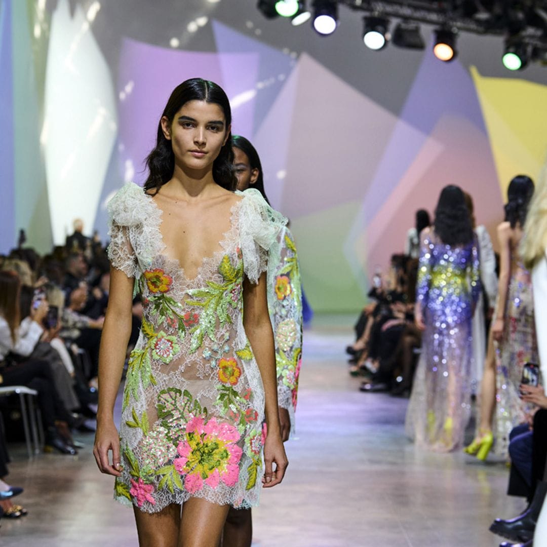 La ligereza y los clásicos atemporales entendidos por Elie Saab