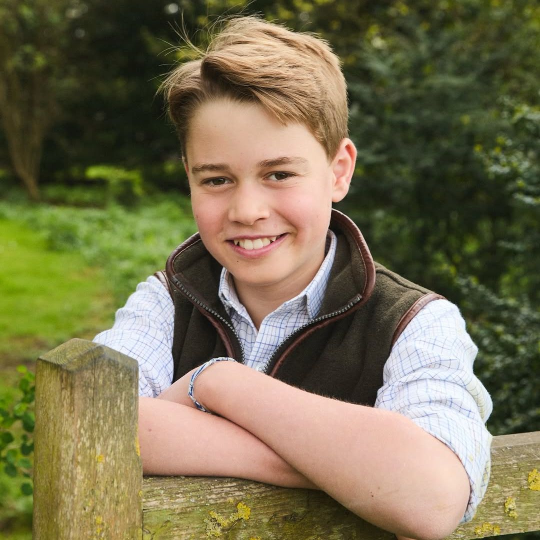 Los príncipes de Gales comparten una nueva foto del príncipe George por su 12 cumpleaños