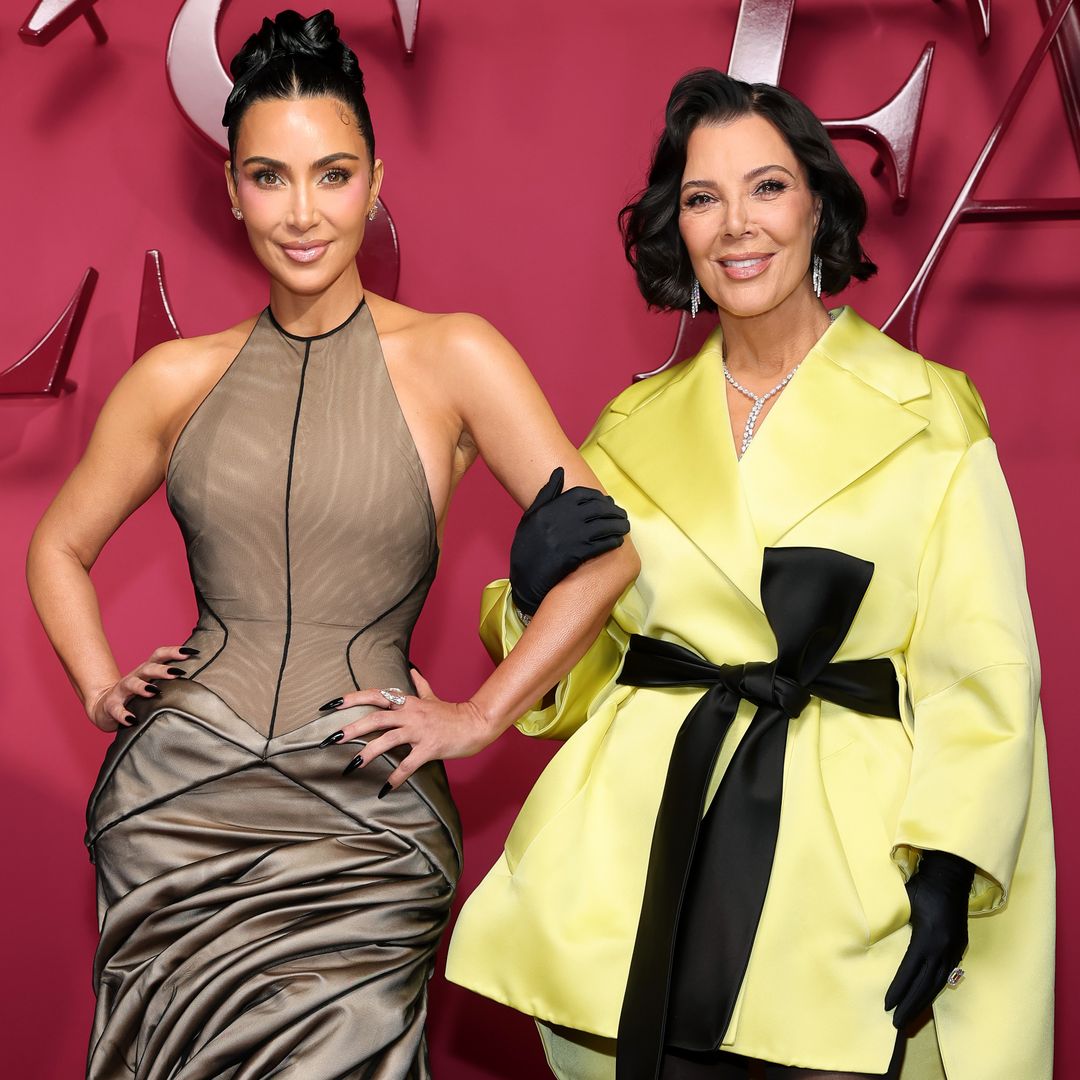 Kim Kardashian y Kris Jenner derrochan estilo y complicidad en la premiere de 'All’s Fair'