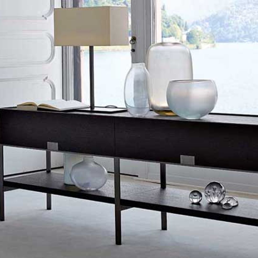 Muebles auxiliares: tus ayudantes decorativos para estas fiestas