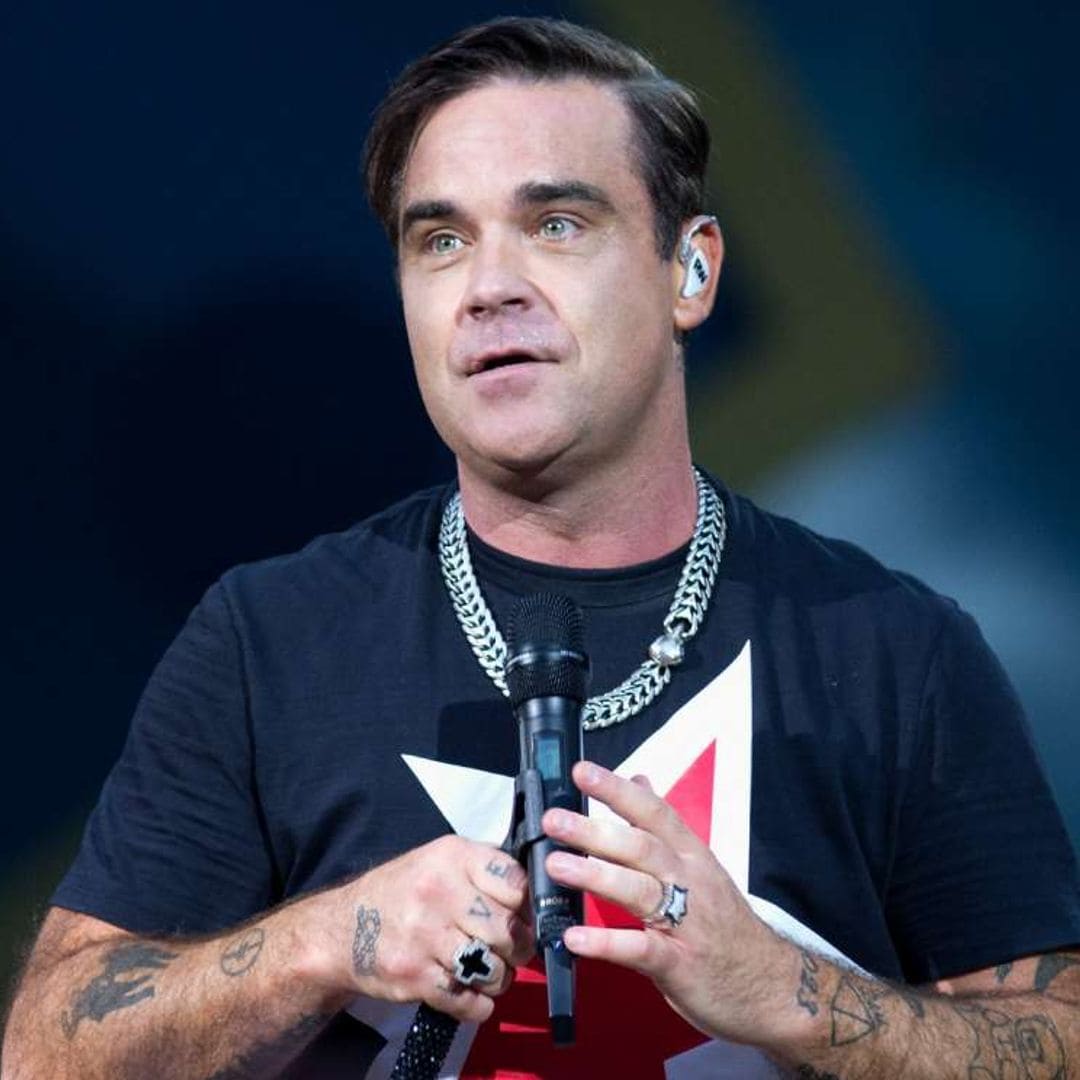 De chico malo a 'croner' dulce: Robbie Williams lanza su primer disco navideño