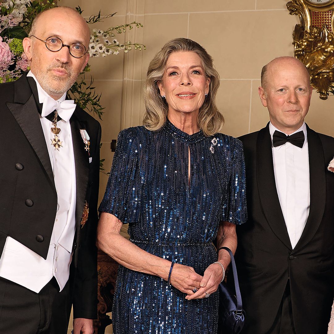 El baile de los 30 príncipes: las fotos de la cita que ha unido a Carolina de Mónaco, Luis Alfonso de Borbón y Pedro de Borbón-Dos Sicilias